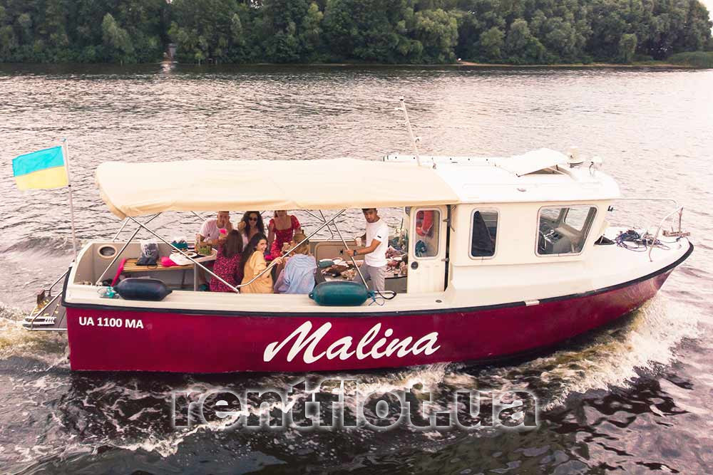 Motor boat Malina