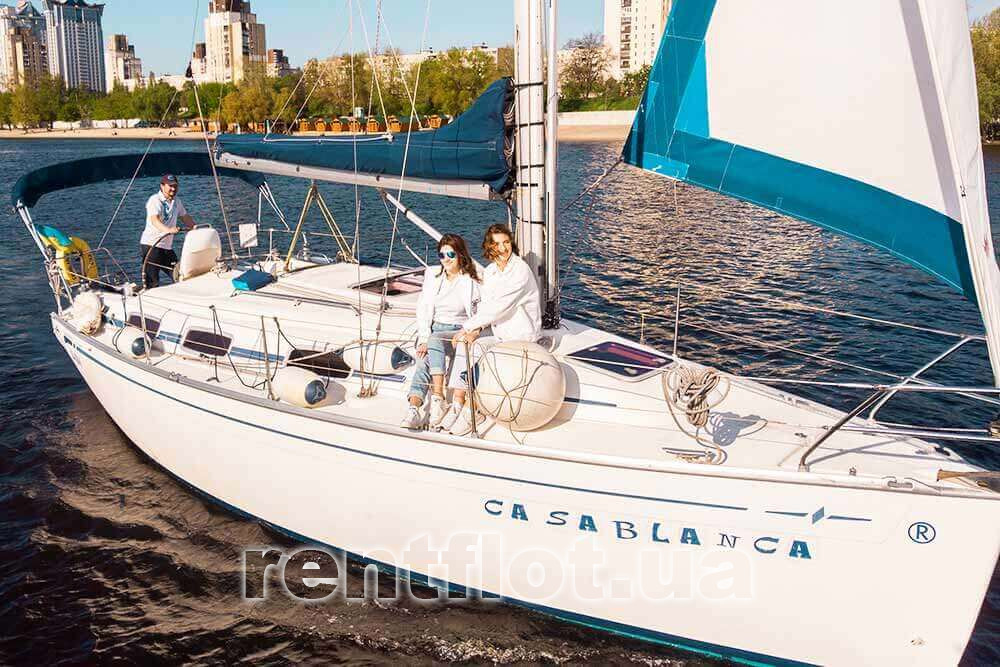 Sailing yacht Bavariya-30 Casablanca